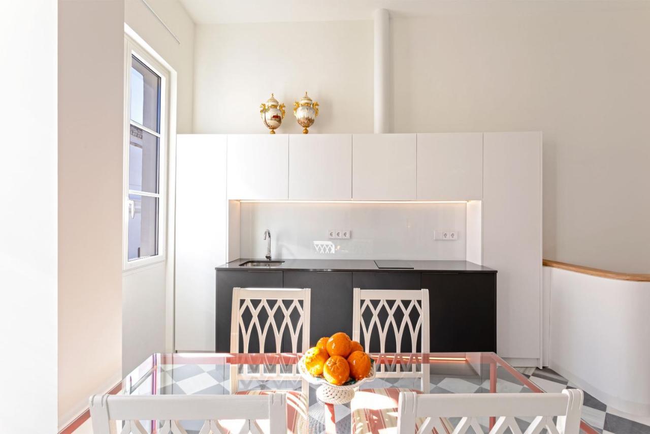 Genteel Home San Laureano Севилья Экстерьер фото