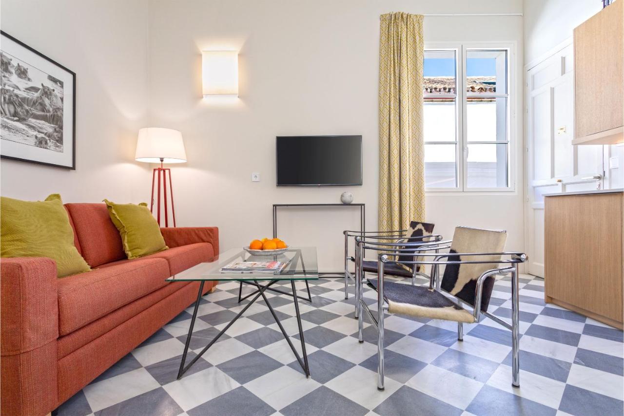 Genteel Home San Laureano Севилья Экстерьер фото