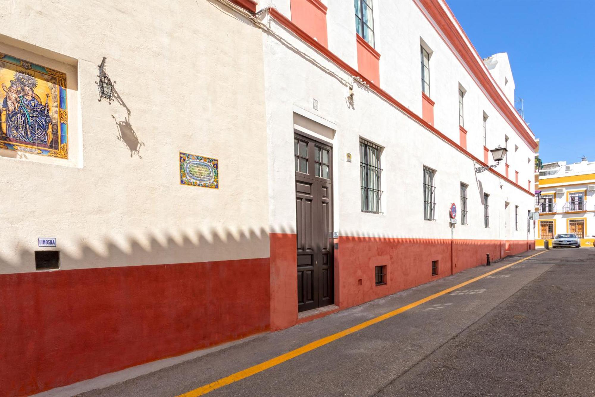 Genteel Home San Laureano Севилья Экстерьер фото
